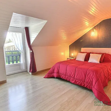 Bed & Breakfast La Vieux Tregomeur